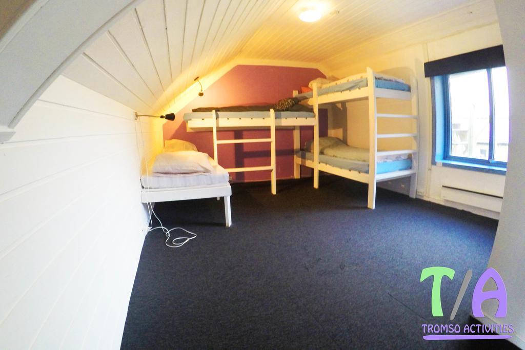 Tromso Activities Hostel الغرفة الصورة